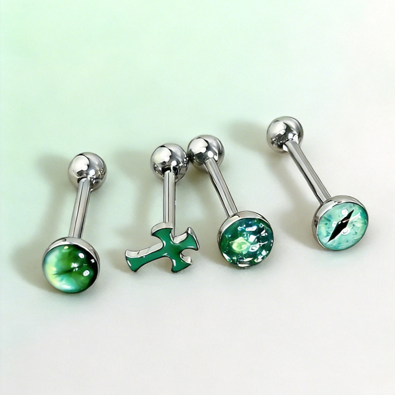 Qualiti Body Jewelry - 1Pc High-Quality Trendy Green Sparkling Cross