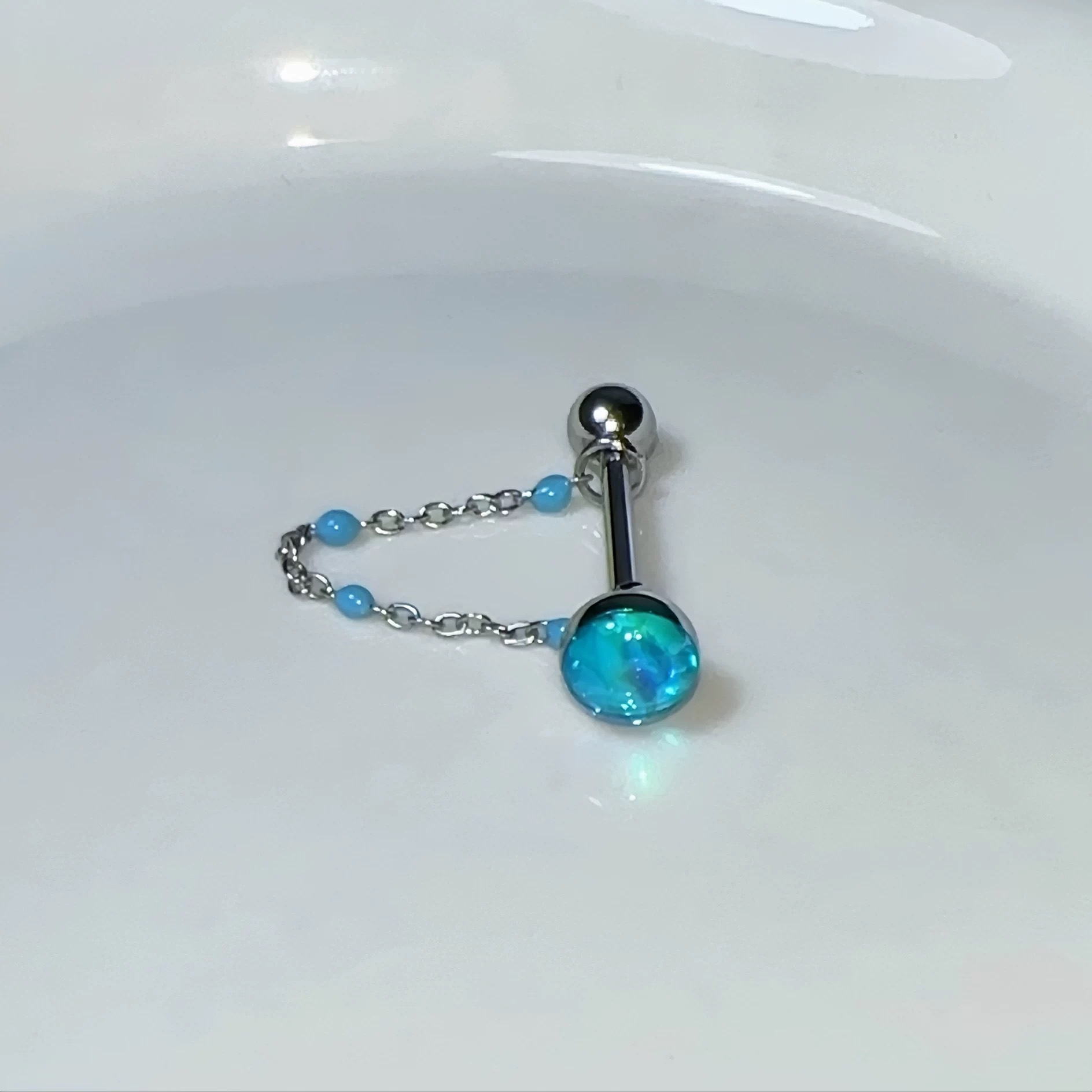 1Pc High-Quality Trendy Blue G - Qualiti Body Jewelry reseña y precio