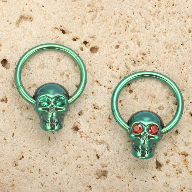 ZOOR F136 Titanium Gothic Skul - Zoor Body Jewelry reseña y precio