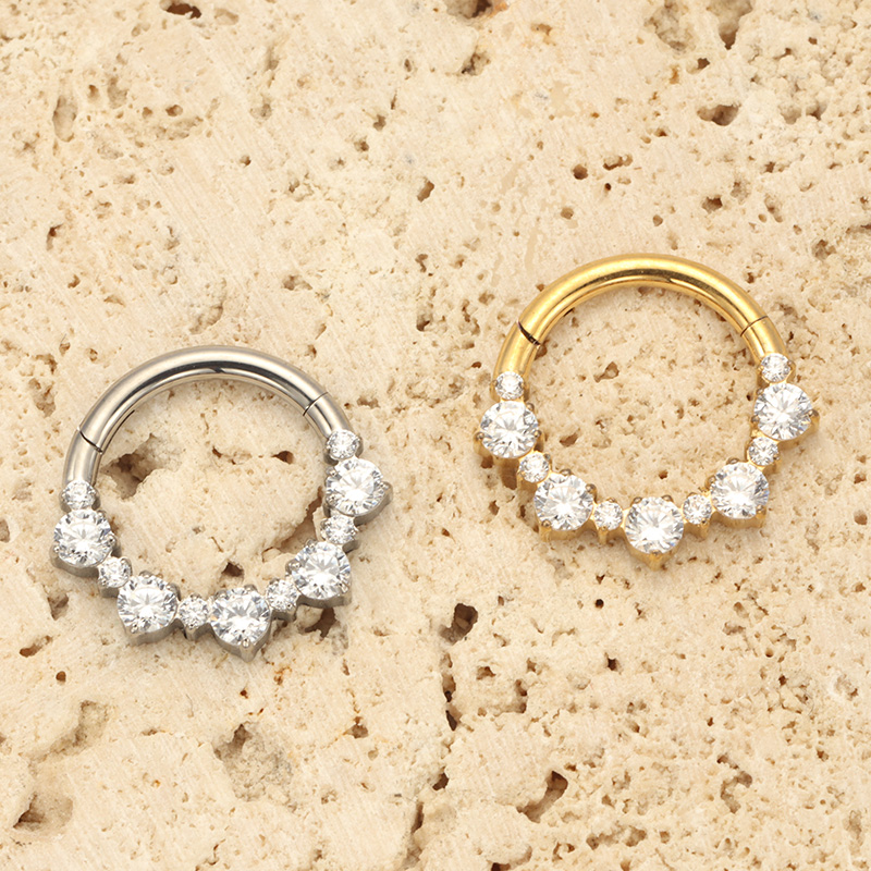 ASTM F136 TItanium Daith Click - Zoor Body Jewelry reseña y precio