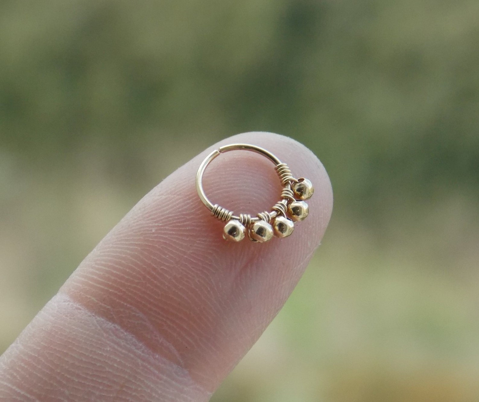 14K Gold Filled Beaded Nose Ri - Body Jewelry Hangers reseña y precio