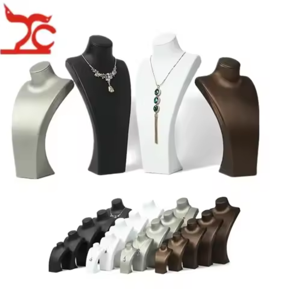 Drawn half body model necklace - Qualiti Body Jewelry reseña y precio