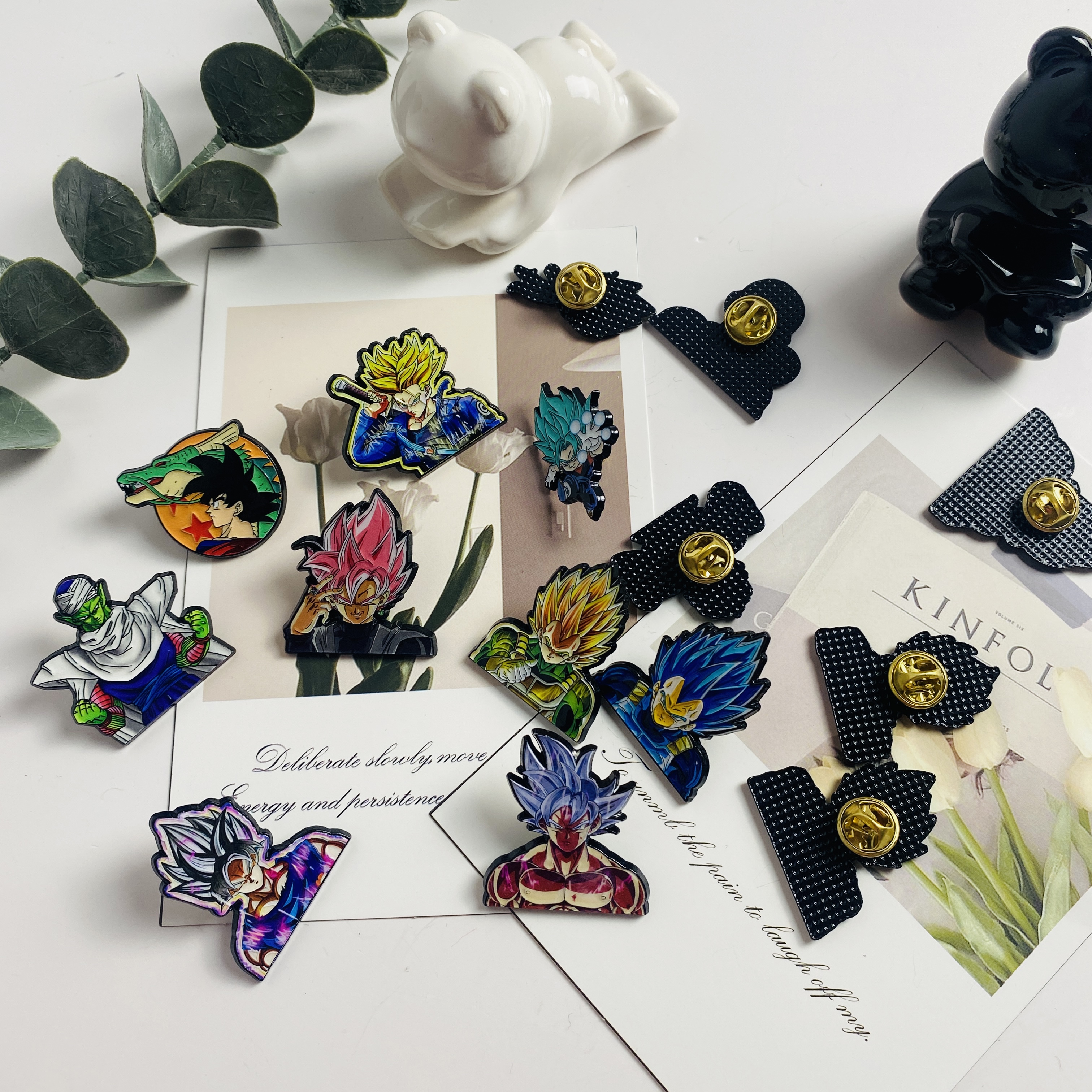 Animal Anime Enamel Pins Carto - Body Jewelry Wholesale reseña y precio